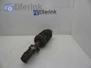 Used Front shock absorber rod, right Saab 9-5 (YS3E) 2.0t 16V Price € 65,00 Margin scheme offered by Auto Demontage Elferink B.V.
