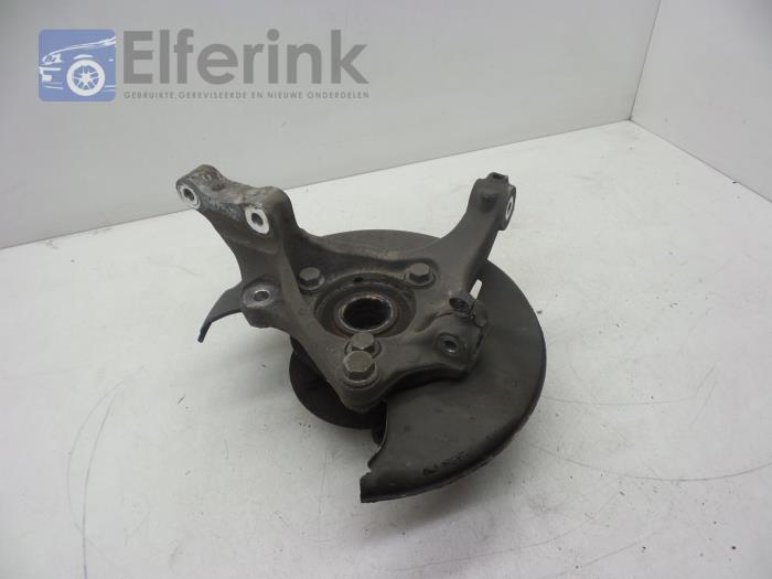Knuckle, front right from a Opel Insignia 2.0 Turbo 16V E85 2013