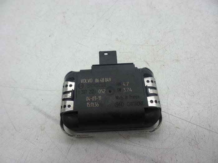 Gebrauchte Regensensor Volvo C70 (MC) 2.5 T5 20V Preis € 25,00 Margenregelung angeboten von Auto Demontage Elferink B.V.
