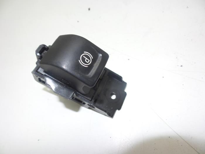 Gebrauchte Handbremse Schalter Opel Insignia 1.8 16V Ecotec Preis € 25,00 Margenregelung angeboten von Auto Demontage Elferink B.V.