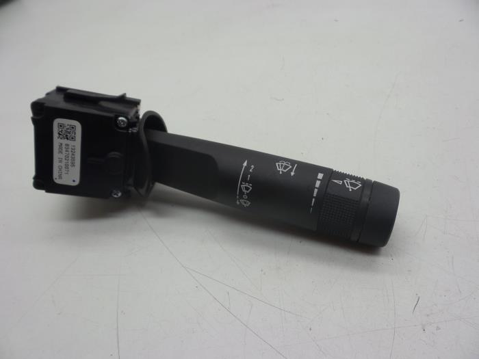 Usados Interruptor de limpiaparabrisas Opel Insignia 2.0 CDTI 16V 130 Ecotec Precio € 25,00 Norma de margen ofrecido por Auto Demontage Elferink B.V.