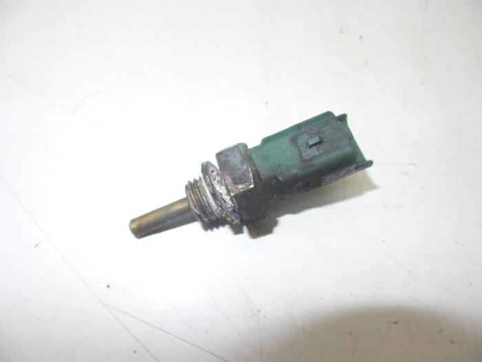 Used Engine temperature sensor Saab 9-3 II Sport Sedan (YS3F) 1.9 TiD Price € 25,00 Margin scheme offered by Auto Demontage Elferink B.V.