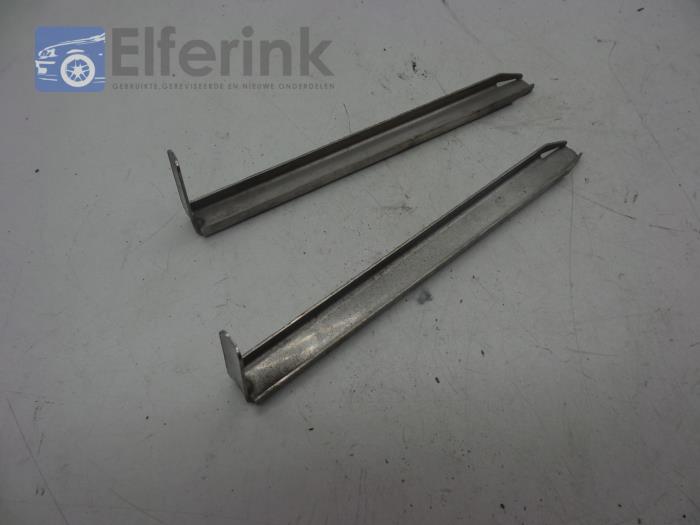 Set of bolts from a Volvo S40 (MS) 2.5 T5 20V 2004