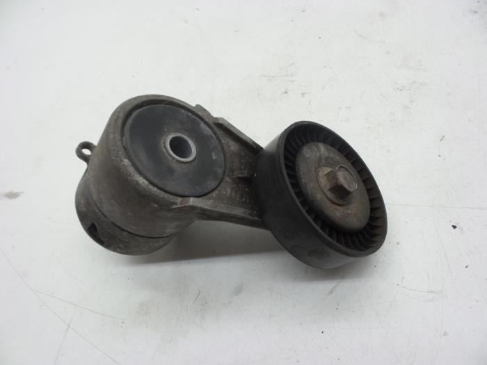 Usados Rodillo tensor correa múltiple Saab 9-3 03- Precio € 25,00 Norma de margen ofrecido por Auto Demontage Elferink B.V.