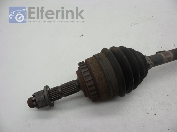 Front drive shaft, right from a Opel Combo (Corsa C) 1.3 CDTI 16V 2011