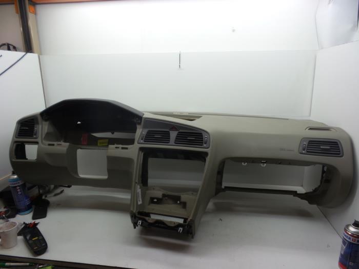Używane Panel Volvo S60 I (RS/HV) 2.4 20V 140 Cena € 250,00 Procedura marży oferowane przez Auto Demontage Elferink B.V.