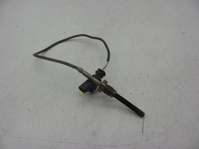 Gebrauchte Auspuff Temperatursensor Volvo XC70 (BZ) 2.4 D 20V AWD Preis € 40,00 Margenregelung angeboten von Auto Demontage Elferink B.V.