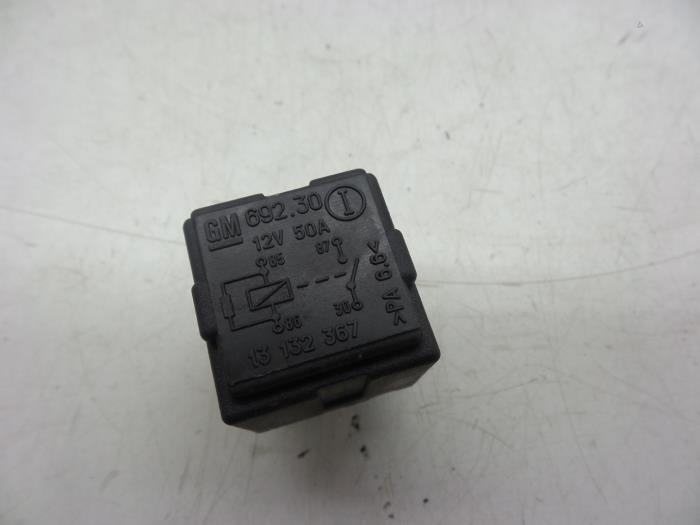 Used Opel Astra G (F08/48) 1.6 Relay 13132367 Auto Demontage