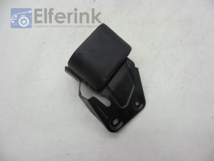 Alarm siren from a Opel Astra J (PC6/PD6/PE6/PF6) 1.6 16V 2010