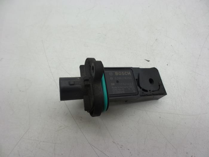 Gebrauchte Luftmassenmesser Opel Astra J (PC6/PD6/PE6/PF6) 1.6 16V Preis € 75,00 Margenregelung angeboten von Auto Demontage Elferink B.V.