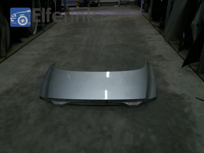 Tailgate from a Volvo C70 (MC) 2.5 T5 20V 2007