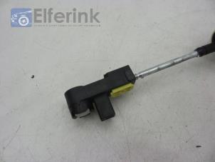 Used Gearbox control cable Volvo V60 I (FW/GW) 2.4 D5 20V Price € 35,00 Margin scheme offered by Auto Demontage Elferink B.V.