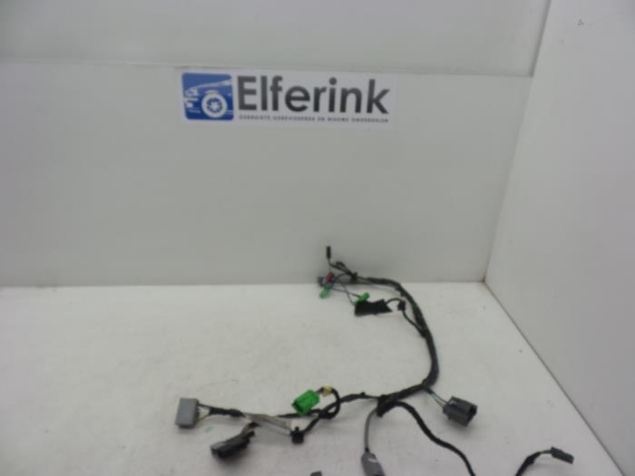 Begagnade Kablage Volvo V60 I (FW/GW) 1.6 DRIVe Pris € 40,00 Marginaltabell erbjuds av Auto Demontage Elferink B.V.