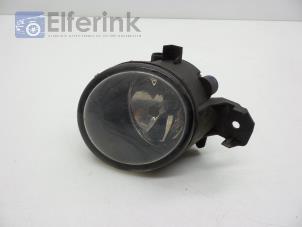 Used Fog light, front right Opel Movano Combi 2.3 CDTi 16V Price € 25,00 Margin scheme offered by Auto Demontage Elferink B.V.