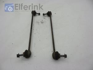 Used Anti-roll bar guide Opel Movano Combi 2.3 CDTi 16V Price € 20,00 Margin scheme offered by Auto Demontage Elferink B.V.