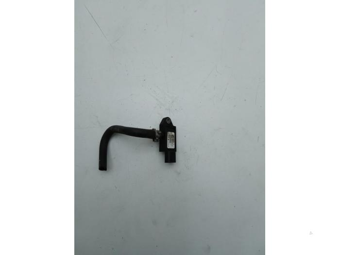 Used Particulate filter sensor Opel Movano Combi 2.3 CDTi 16V Price € 25,00 Margin scheme offered by Auto Demontage Elferink B.V.