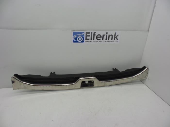 Luggage compartment trim Volvo XC60 I 2.4 D4 20V AWD - 31307723