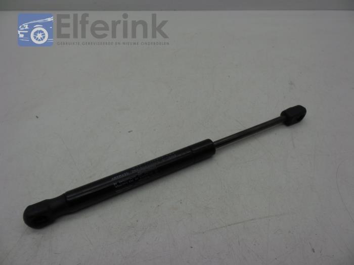 Bonnet gas strut, right from a Volvo XC60 I (DZ) 2.4 D4 20V AWD 2017