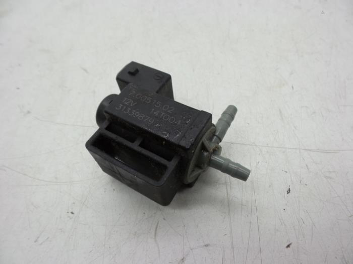 Begagnade Sensor (övriga) Volvo V60 I (FW/GW) 2.0 D4 16V Pris € 25,00 Marginaltabell erbjuds av Auto Demontage Elferink B.V.