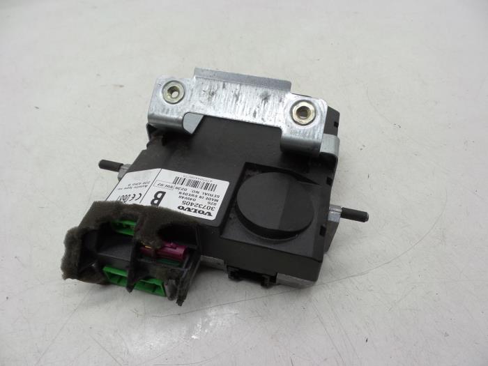 Begagnade Telefonmodul Volvo XC90 I 2.9 T6 24V Pris € 40,00 Marginaltabell erbjuds av Auto Demontage Elferink B.V.