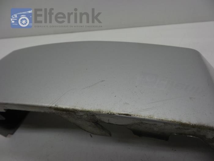 Tailgate reflector, left from a Volvo XC90 I 2.9 T6 24V 2004