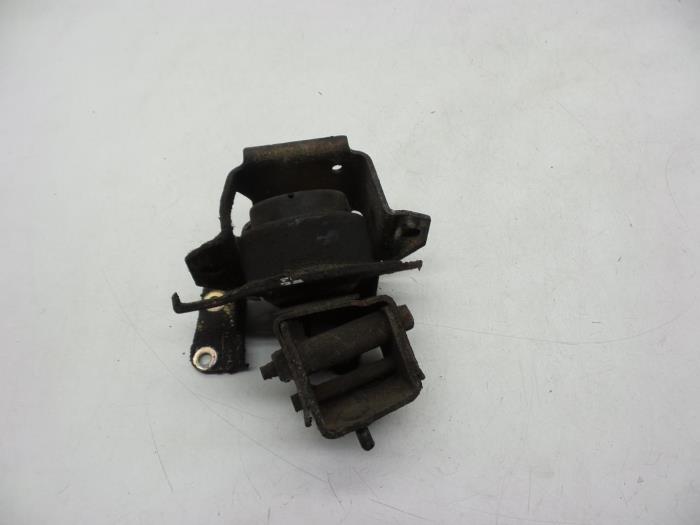 Used Engine mount Saab 900 I 2.0 i 16V Price € 40,00 Margin scheme offered by Auto Demontage Elferink B.V.