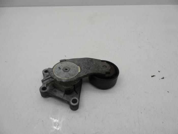 Usados Tensor correa múltiple Volvo V40 (MV) 1.6 D2 Precio € 25,00 Norma de margen ofrecido por Auto Demontage Elferink B.V.