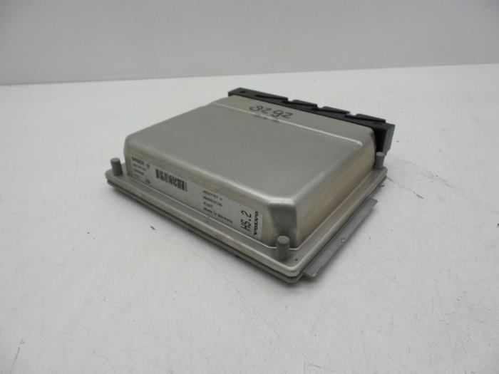 Used Injection computer Volvo S60 I (RS/HV) 2.4 T 20V Price € 100,00 Margin scheme offered by Auto Demontage Elferink B.V.