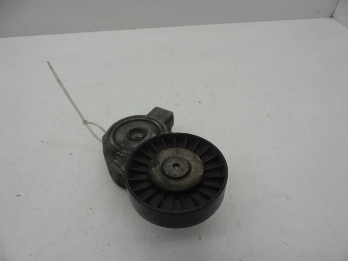 Usados Tensor correa múltiple Saab 9-5 Estate (YS3E) 2.3t 16V Precio € 25,00 Norma de margen ofrecido por Auto Demontage Elferink B.V.