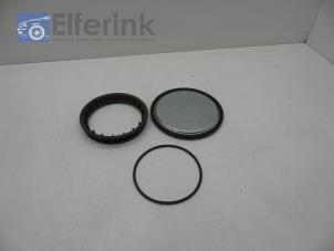 Used Lock ring in fuel tank Saab 9-5 (YS3E) 2.3t 16V Price € 20,00 Margin scheme offered by Auto Demontage Elferink B.V.