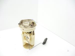 Used Electric fuel pump Volvo S40 (VS) 1.8 16V Price € 50,00 Margin scheme offered by Auto Demontage Elferink B.V.