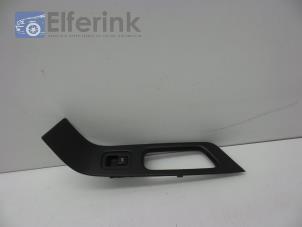 Gebrauchte Elektrisches Fenster Schalter Volvo XC60 I (DZ) 2.4 D3 20V Preis € 20,00 Margenregelung angeboten von Auto Demontage Elferink B.V.