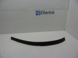 Begagnade Spoiler, främre stötfångare Opel Adam 1.0 Ecotec 12V SIDI Turbo Pris € 25,00 Marginaltabell erbjuds av Auto Demontage Elferink B.V.