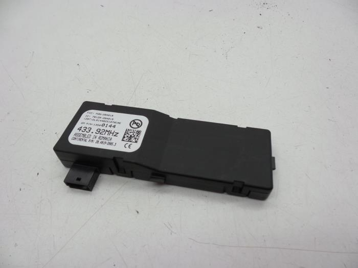 Gebrauchte Fernbedienung Set Opel Adam 1.0 Ecotec 12V SIDI Turbo Preis € 25,00 Margenregelung angeboten von Auto Demontage Elferink B.V.