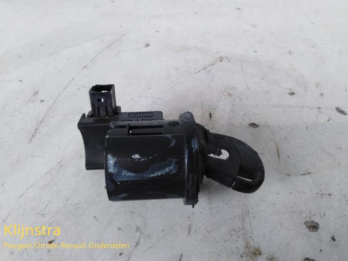 Used Engine management computer Peugeot Partner 1.9 D Price € 100,00 Margin scheme offered by Fa. Klijnstra & Zn. VOF