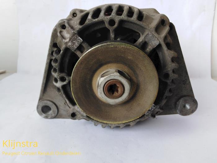 Used Dynamo Peugeot 106 II 1.0 Price on request offered by Fa. Klijnstra & Zn. VOF