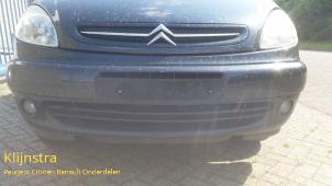 Used Front bumper Citroen Xsara Picasso (CH) 1.8 16V Price on request offered by Fa. Klijnstra & Zn. VOF