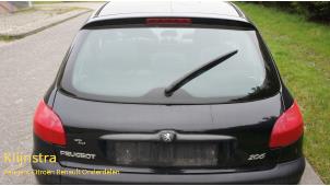 Usados Portón trasero Peugeot 206 (2A/C/H/J/S) 1.4 XR,XS,XT,Gentry Precio € 99,00 Norma de margen ofrecido por Fa. Klijnstra & Zn. VOF