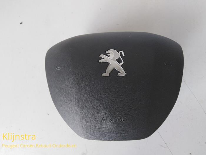 Left airbag (steering wheel) from a Peugeot 2008 (CU)  2013