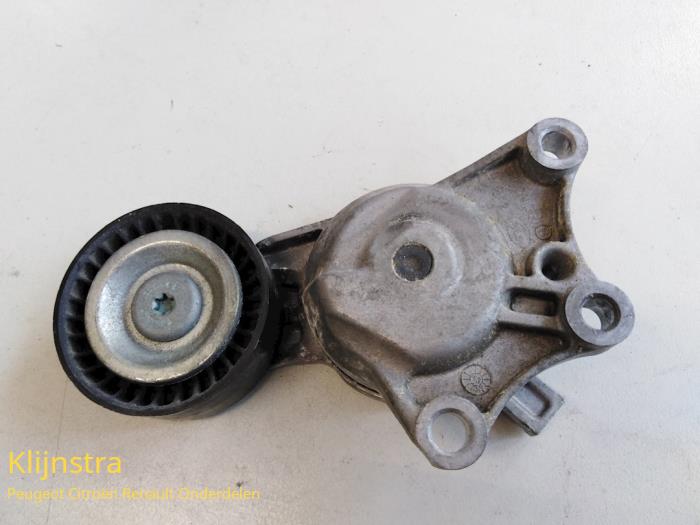 Usados Tensor correa múltiple Peugeot 2008 (CU) Precio de solicitud ofrecido por Fa. Klijnstra & Zn. VOF