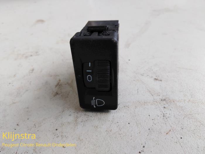 Light switch from a Peugeot 208 2013
