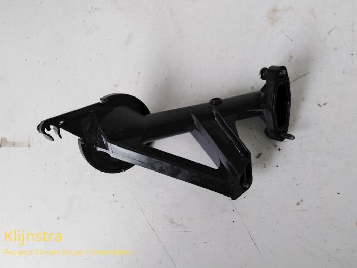 Oil pump from a Peugeot 208 2013