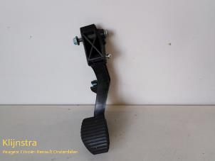 Used Brake pedal Peugeot 207 Price on request offered by Fa. Klijnstra & Zn. VOF