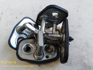 Used Front door stop 4-door, right Peugeot 207/207+ (WA/WC/WM) 1.4 16V Price on request offered by Fa. Klijnstra & Zn. VOF