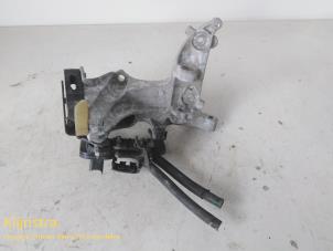 Used Alternator upper bracket Peugeot 207 Price on request offered by Fa. Klijnstra & Zn. VOF