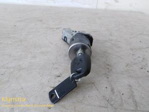 Used Ignition lock + key Peugeot 2008 (CU) Price on request offered by Fa. Klijnstra & Zn. VOF