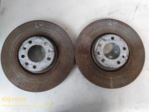 Used Front brake disc Peugeot 3008 Price on request offered by Fa. Klijnstra & Zn. VOF