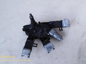 Used Rear wiper motor Peugeot 308 Price on request offered by Fa. Klijnstra & Zn. VOF