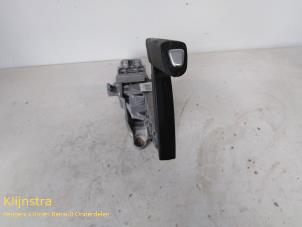 Used Parking brake module Peugeot 308 Price on request offered by Fa. Klijnstra & Zn. VOF