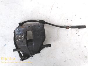 Used Front brake calliper, left Peugeot 308 Price on request offered by Fa. Klijnstra & Zn. VOF